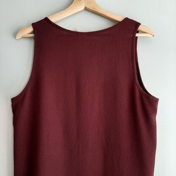 FRENCHI Scoop Neck Light Tank Top Ruffle Hem Burgundy Sz M - Picture 7 of 10